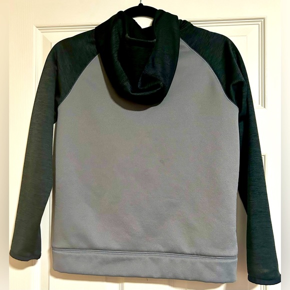 Under Armour Boys Loose Fit Jacket with Hood Size: M - Picture 2 of 3